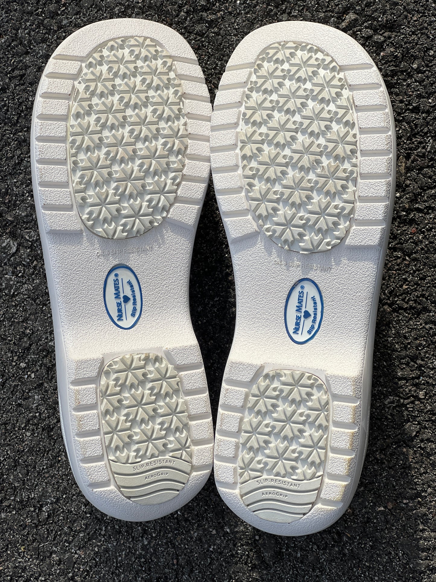 Women's NURSE MATES •Meredith• Gored Slip-on 9.5W White Leather