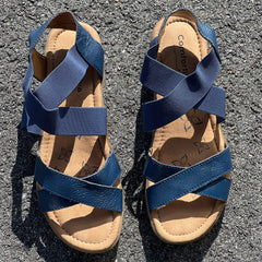 Comfortiva Women’s Keegan X-Strap Slip -on Sandal 8M Navy Leather/Stretch