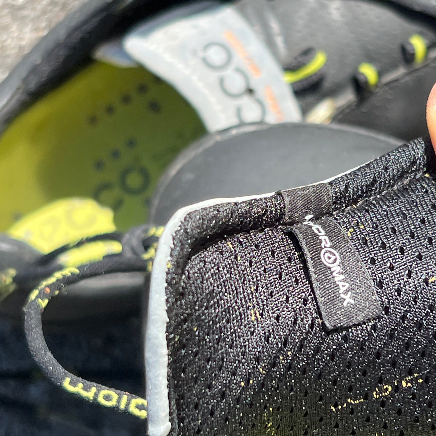 Men’s Ecco Biom Cleated Golf Shoe 45EU • Black/Citron • Hydromax Yak Leather