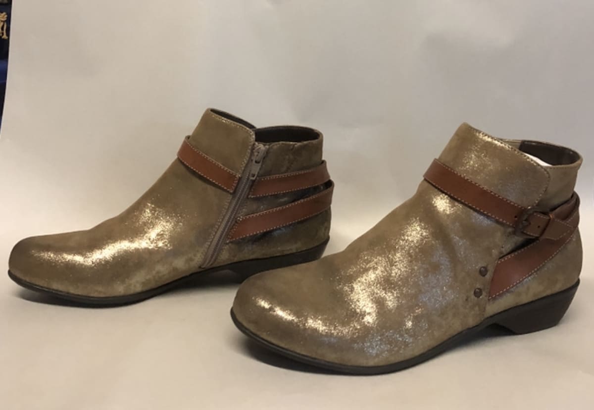 Women's Comfortiva •Ryder• Buckle Strap Bootie -Size 10M- ANTHRACITE - ShooDog.com