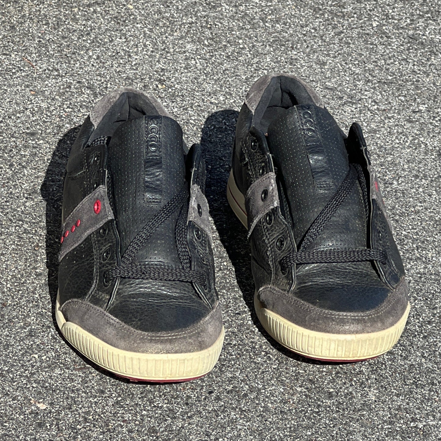 Men’s Ecco Street Premier Cleat-less Golf Shoe 43EU •Black/Red•  Leather