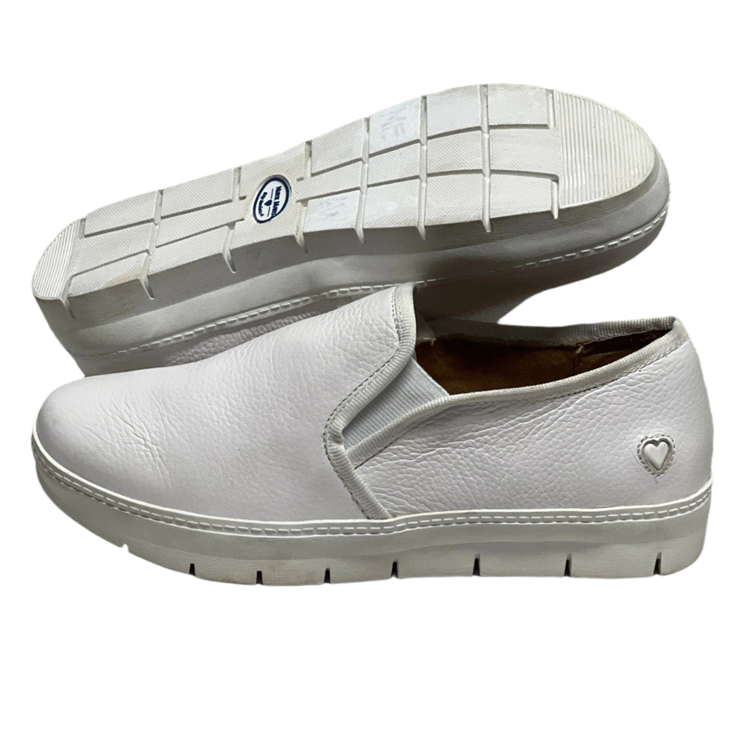 Women’s Nurse Mates Adela Twin-gore Slipon 6W White Leather