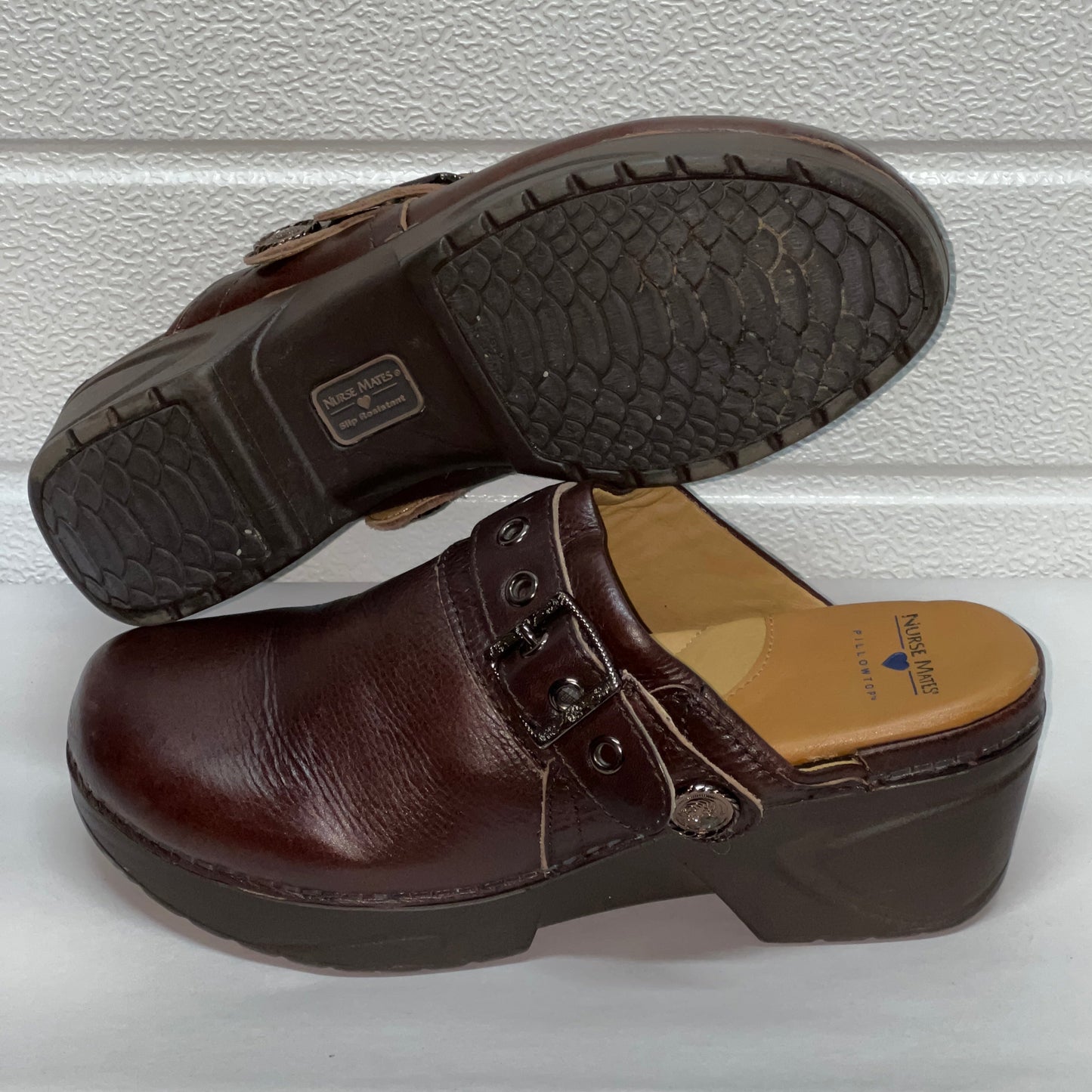 Women’s Nurse Mates Casey Pillow-top Open-back Clog 9M Brown Leather