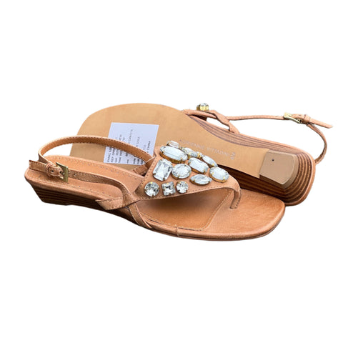 Women’s Adrienne Vittadini  •Panic• Jewel Embellished Thong Sandal 6M. Tan Kid Leather