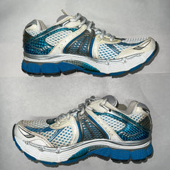 Women’s Saucony, Triumph 7• Running Shoe 8M