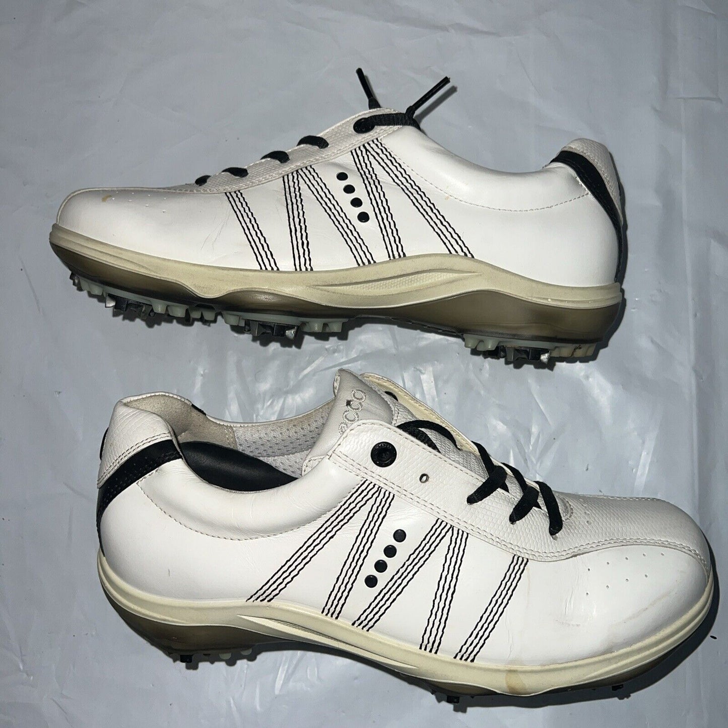 Women’s Ecco Spiked Golf Shoe 39EU  White/Black Leather