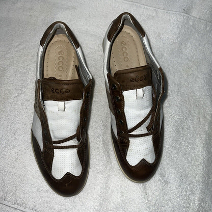 Women’s Ecco Wingtip Spikeless Golf Shoe 38EU  White/Brown/Metallic Leather