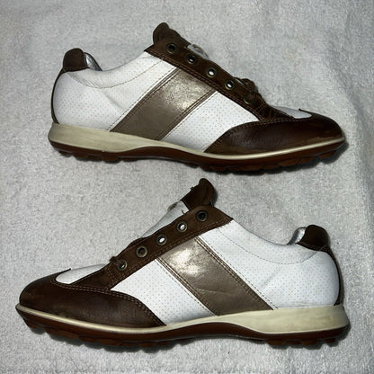 Women’s Ecco Wingtip Spikeless Golf Shoe 38EU  White/Brown/Metallic Leather