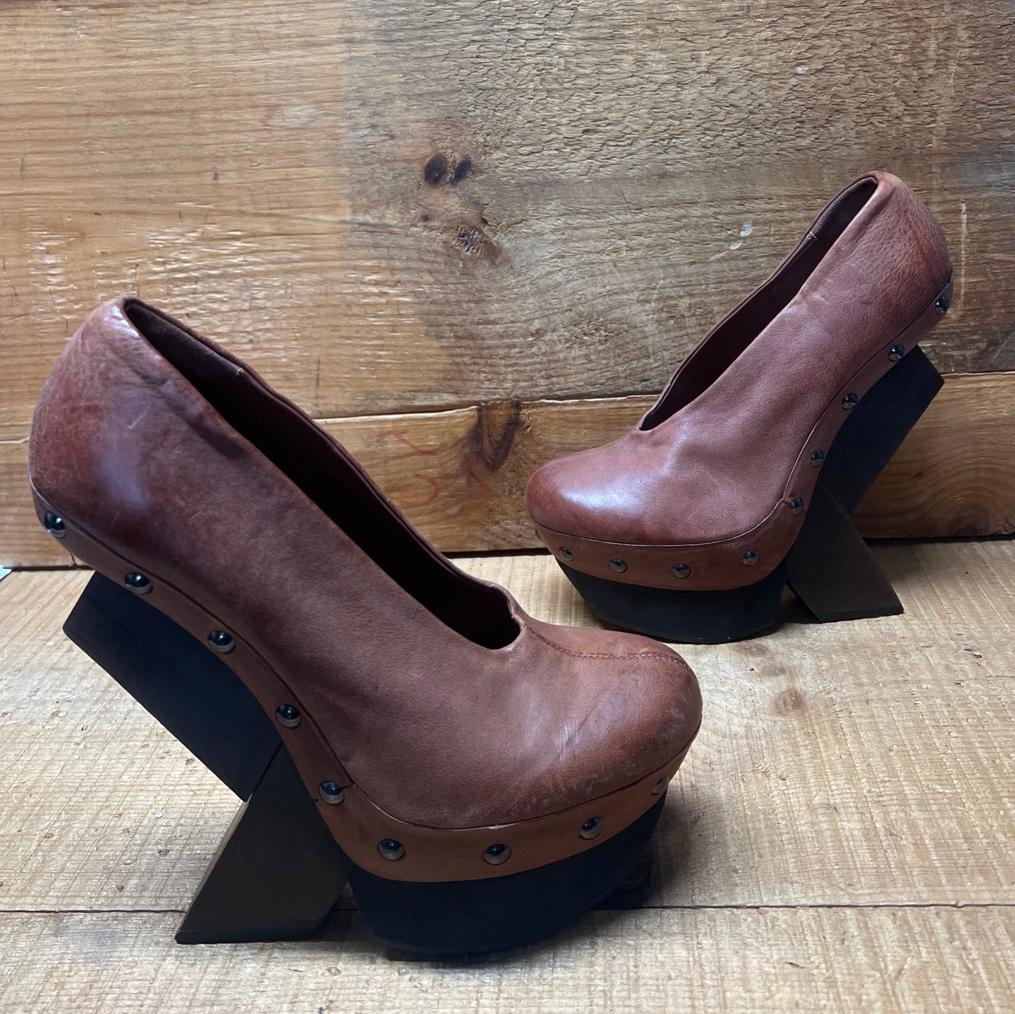 UNITED NUDE Women's Abstract Rustic Wood Platform High Heel 39 Brown Leather