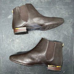 Woman’s Isola CHELSEA boot 9M Brown Leather