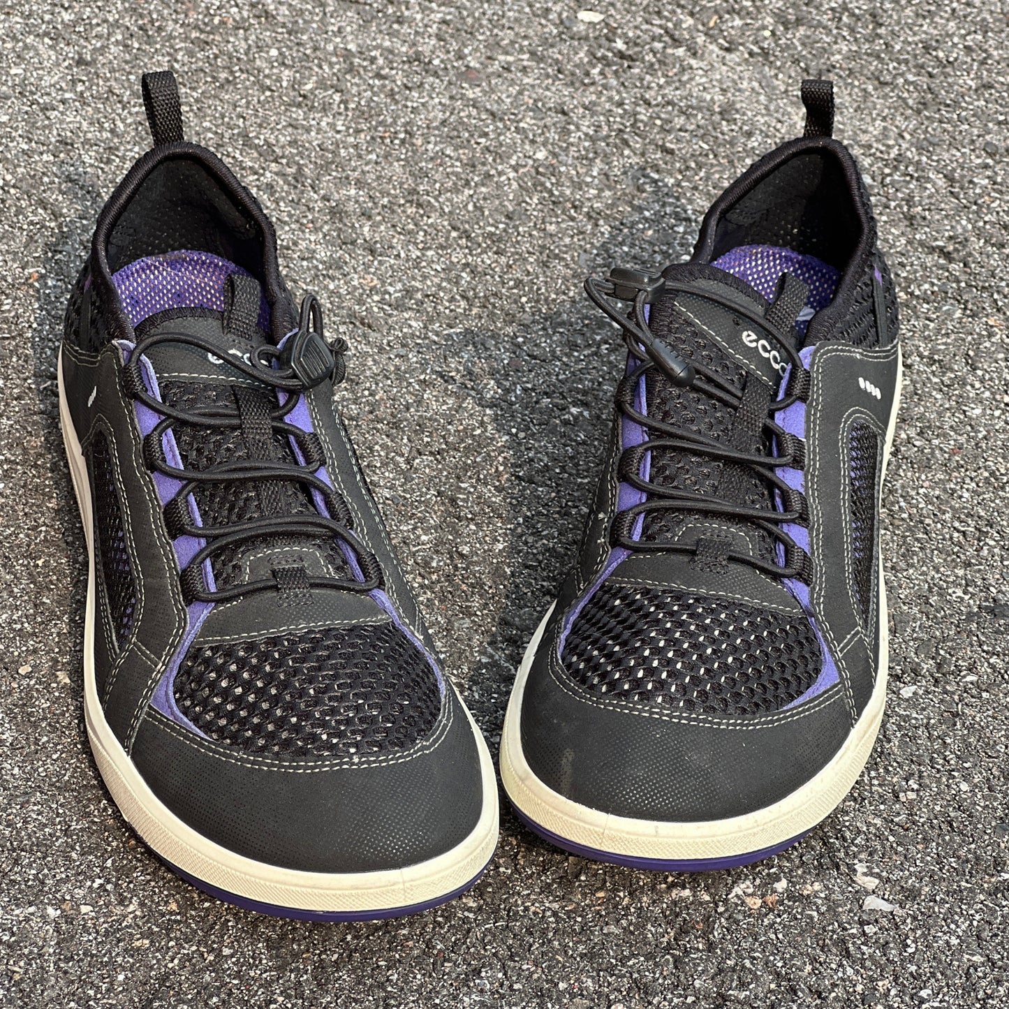 Women’s Ecco Lagoon Mesh Water Sneaker 40EU Black/Purple/White