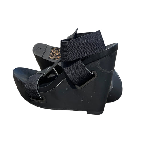 Women’s United  Nude  •X Wedge Elastic • Platform Wedge 36M. Black Stretch Elastic/Leather