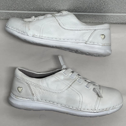 Women’s Nurse Mates Tibby pillowTop lightweight stretch laced Cap toe 6.5W White Leather