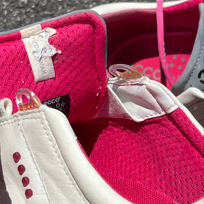 Women’s Ecco  Biom Spikeless Golf Shoes 39EU -White/Pink- Hydromax Yak Leather