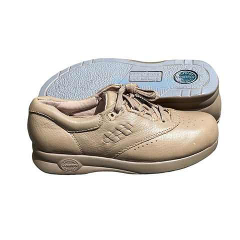 SOFTSPOTS Supreme Women's •Marathon• Lace-up - Taupe Leather - 6W