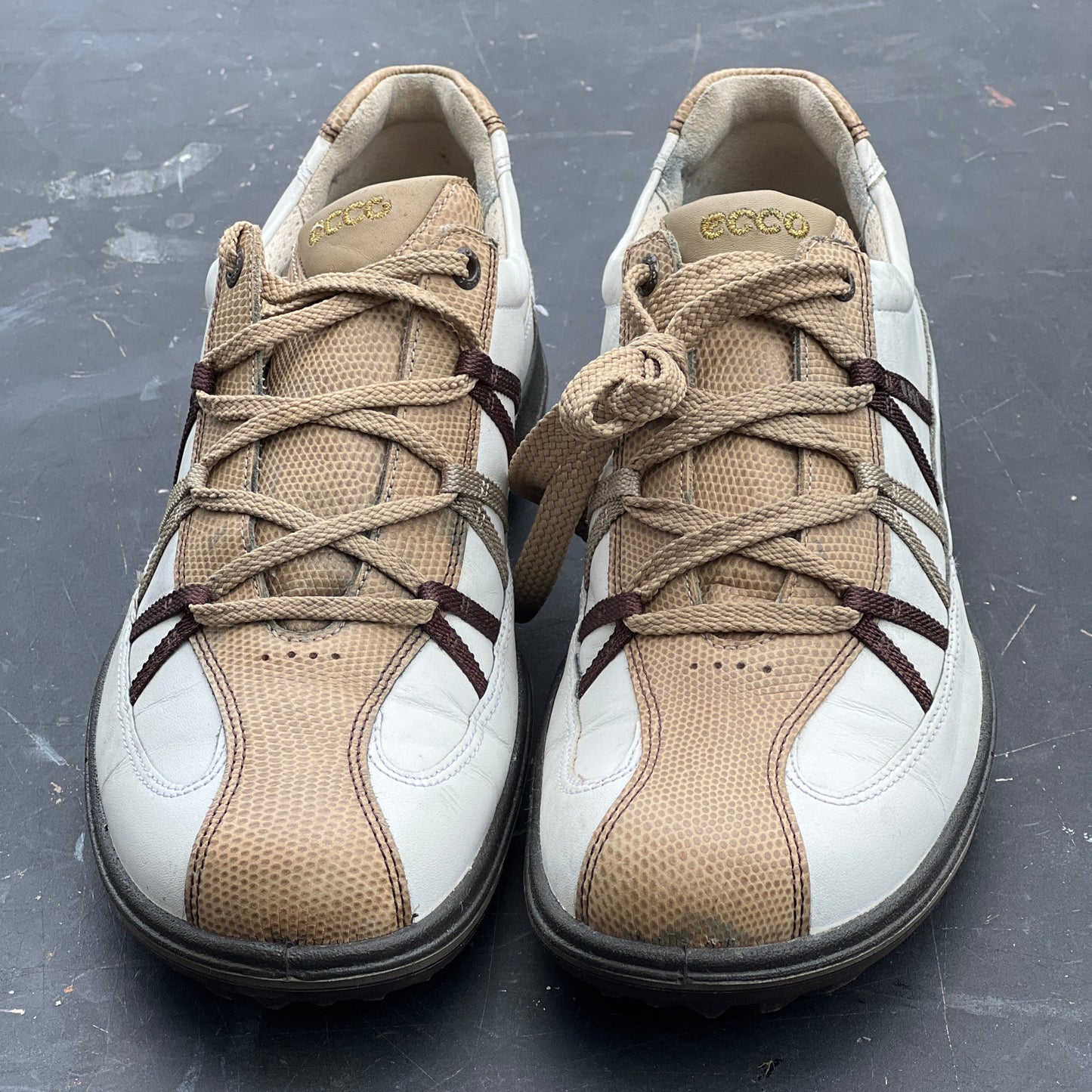 Women’s Ecco Spiked Golf Shoe 41EU White/Tan Embossed Reptile Leather