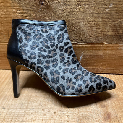 ADRIENNE VITTADINI Women's  •Nyla• 6M Ankle Bootie Flint-grey/Black  Pony Fur-Leather