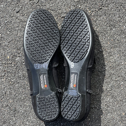 (Aerosoles SureGrip Women's •You Betcha• Non-Slip Flats 8M Black Canvas