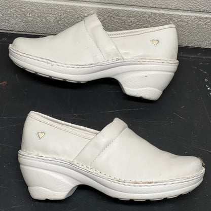 Women’s Nurse Mates Halle  Pillow Top Clog  8M White Leather
