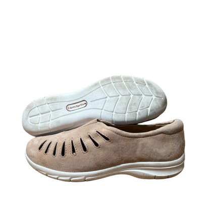 Comfortiva by SoftSpots Women’s •Tinsley•  Comfort Slip-on 8W Beige Suede leather