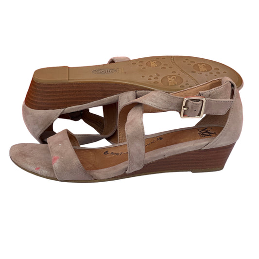 Woman’s Sofft Innis Wedge Sanda 9W Baywater Suede Leather