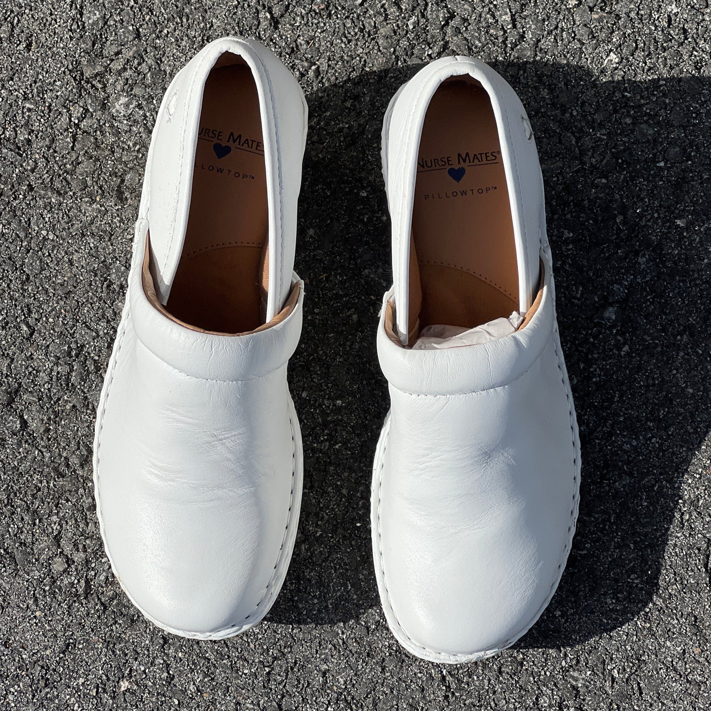 Women’s Nurse Mates Halle  Pillow Top Clog  9M White Leather