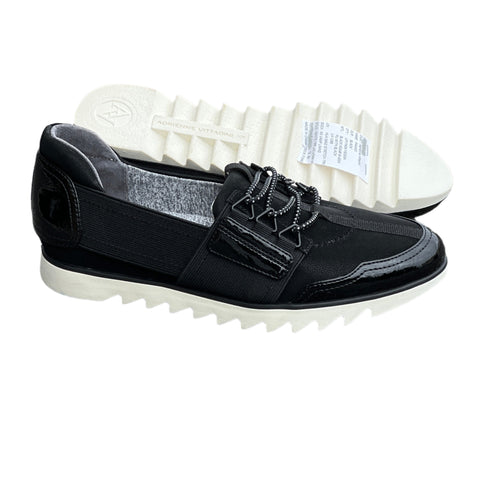 Women’s Adrienne Vittadini Sport •Panko• Slip-on 6M. Black Elastic/Patent