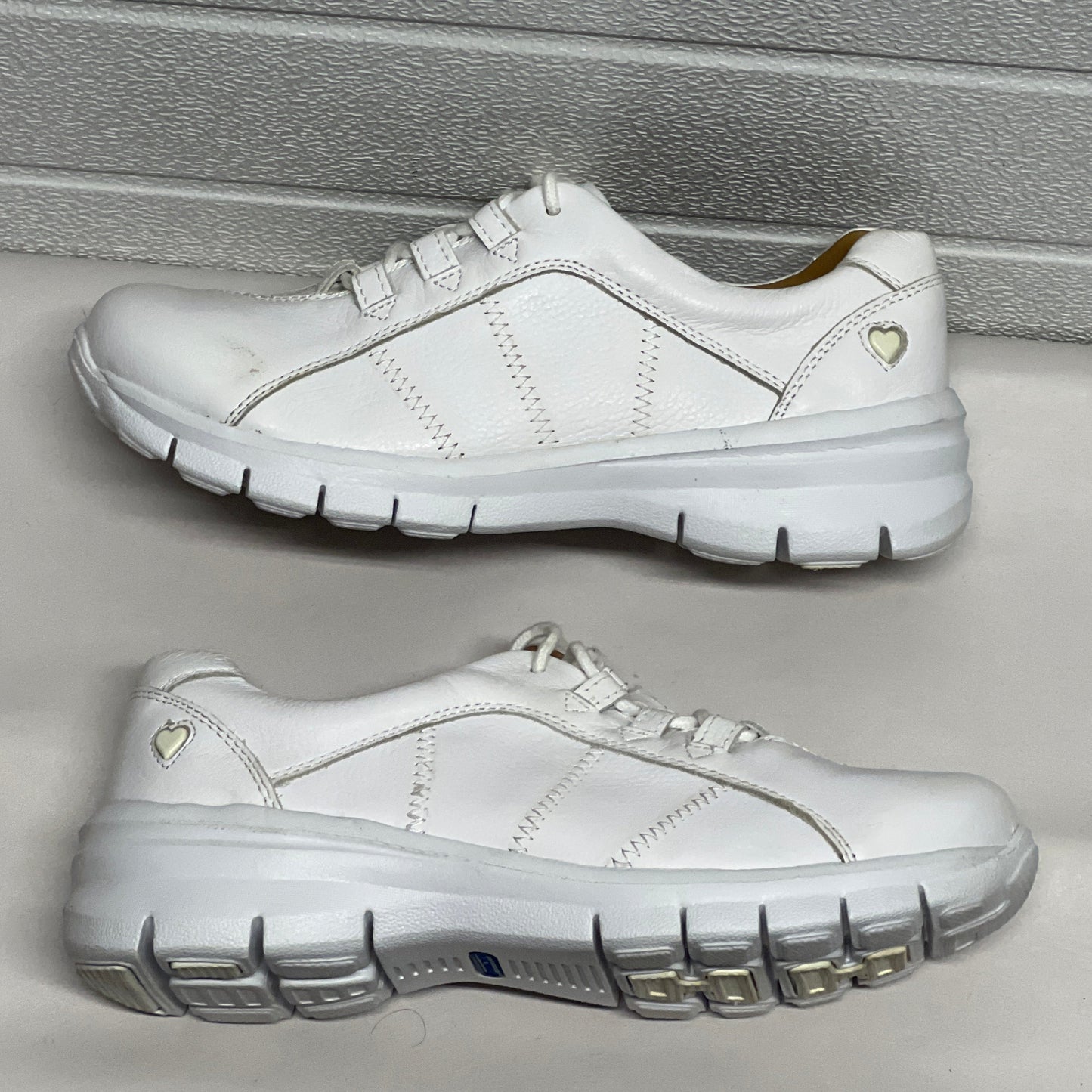 Women’s Nurse Mates Lexi pillowTop Lace up 8.5M White Leather