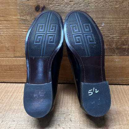 Women's White Mountain Penny Loafer 5.5M Black patent Leather