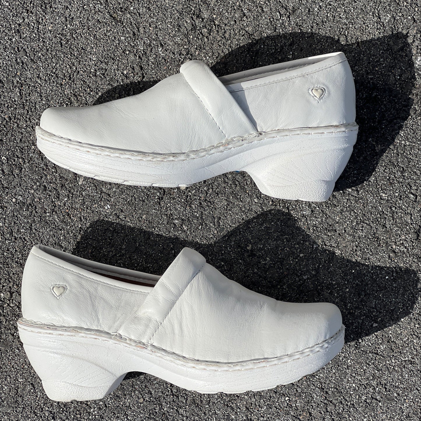 Women’s Nurse Mates Halle  Pillow Top Clog  9.5M White Leather