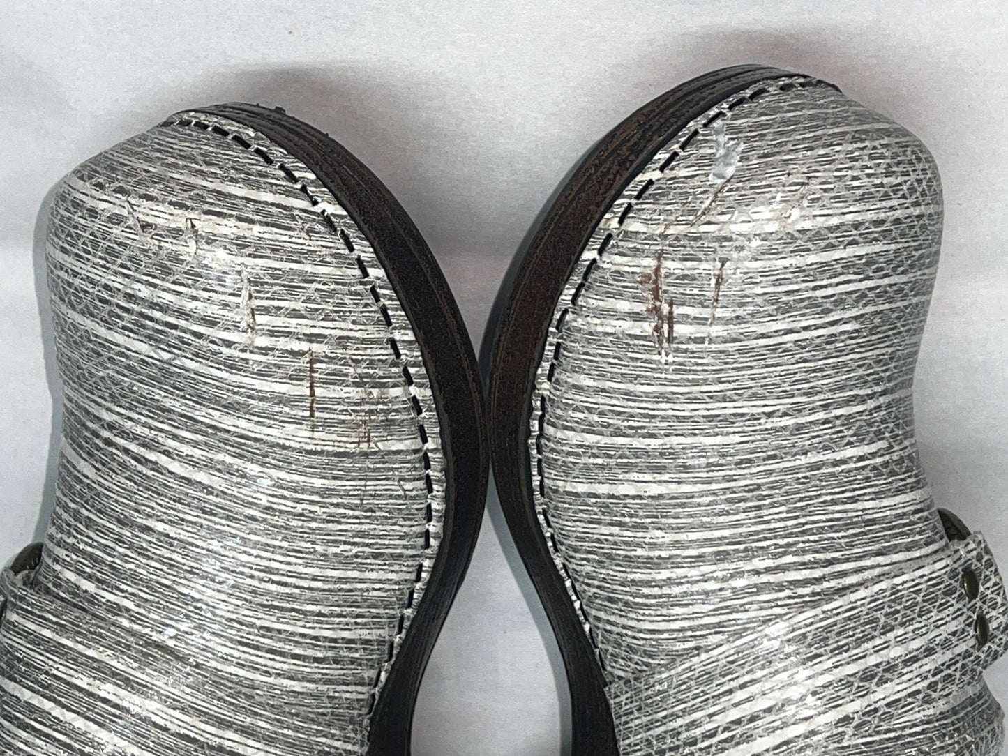 Women’s Nurse Mates Dakota Pillow-top Comfort  Clog 8M Grey Timber Leather