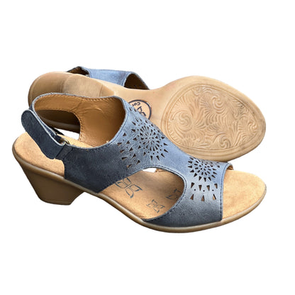 Women’s  Comfortiva Felda Sandal 6.5M Blue Leather