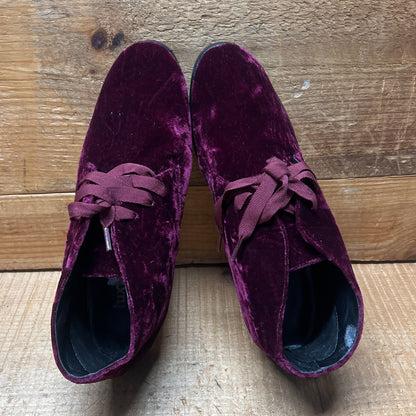 LUXURY REBEL Women's Three Eyelet Velvet Bootie 37 EU/US6.5-7 Dark Berry