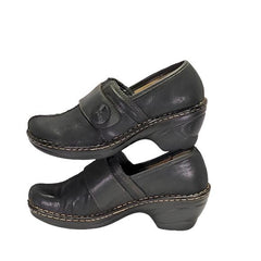 SOFTSPOTS Women's •Lina• Clog Black Leather- size 9M