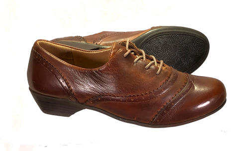 COMFORTIVA Women's •Reddell•  Brogue Oxford 10M Brown Multi Leather