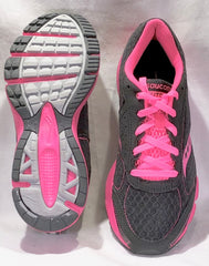 Saucony Womens Grid Outduel Running Shoe - Preowned Athletic